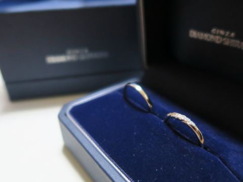 【銀座ダイヤモンドシライシの口コミ】 ダイヤの輝きで決めました。ダイヤモンドシライシの技術で、完全埋め込み…