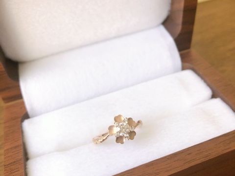 【PUAALLY(プアアリ)の口コミ】 元々結婚指輪だけでいいよと言っており、結婚する時には買ってなかったの…