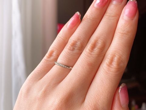 【銀座ダイヤモンドシライシの口コミ】 デザインは『様々な角度から見ると全く違うデザインに見える』という店員…