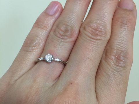 【COCKTAIL(カクテル)の口コミ】 まずダイヤモンドの4Cが自分の希望する範囲の満足出来るものがあったのが…