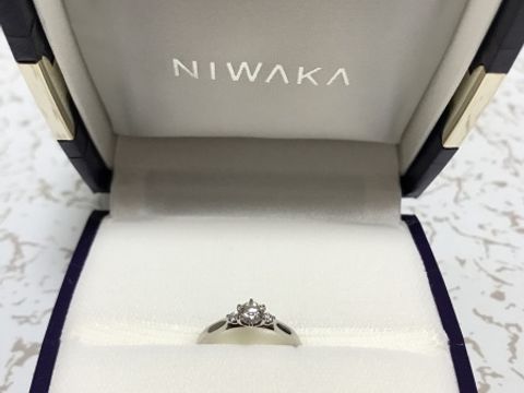 【俄(にわか)の口コミ】 ネットで見たときには違うタイプ(ウェーブタイプ)の指輪が気になっていて…