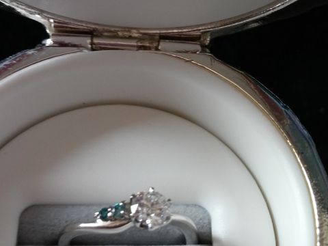 【JEWELRY  KAMATA(ジュエリーかまた)の口コミ】 一緒に彼とかいにいったのですが、フルオーダーやセミオーダーができたの…