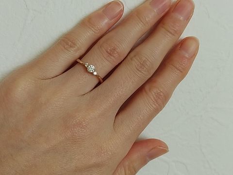 【アイプリモ(I-PRIMO)の口コミ】 【デザイン】
もともとピンクゴールドが好きで、結婚指輪（ケイローン）と…