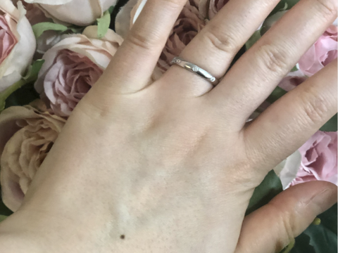 【ヴァン クリーフ＆アーペル(Van Cleef & Arpels)の口コミ】 つけた時に、ぴったりと指に密着し、つけ心地がとてもいいです。角が取れ…