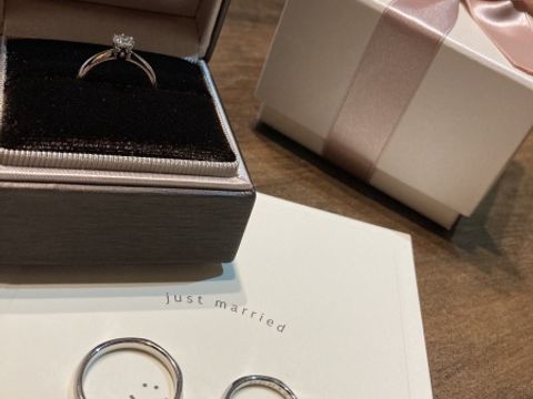 【アイプリモ(I-PRIMO)の口コミ】 強度が強い鍛造製法のものを探していて、カッティングが入ったデザインと…