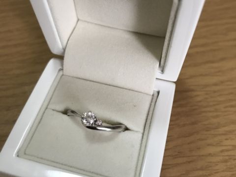 【garden(ガーデン)の口コミ】 もともと婚約指輪はいらないと思っていたのですが、彼が購入してくれると…