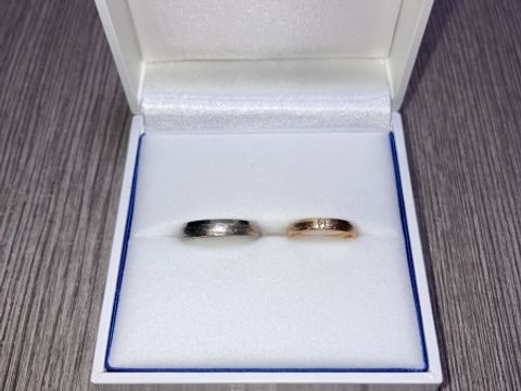 【FISCHER(フィッシャー)の口コミ】 マット加工があしらわれており、マットではなく、シンプルなツルツルとし…