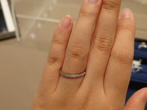 【4℃ BRIDAL(ヨンドシーブライダル)の口コミ】 どれもきれいめで可愛く上品なので年齢問わずオススメ。
すっきりしたもの…