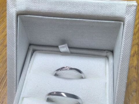 【BIJOUPIKO(ビジュピコ)の口コミ】 あまり石が大きくなく、でもさりげないキラキラがあるデザインを探してい…