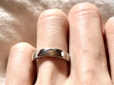 【カルティエ(Cartier)の口コミ】 指にはめたときの重みやつけている存在感がとてもあります。さりげなく彫…