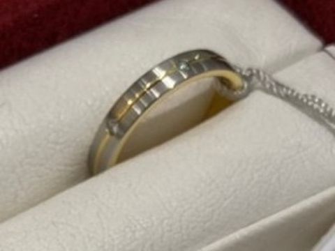 【LANVIN(ランバン)の口コミ】 エタニティリングほど派手にならず、でも華やかになりそうなリングでした…