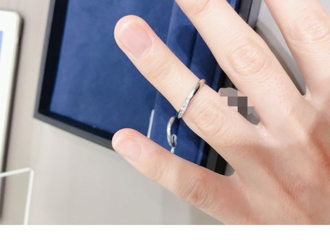 【4℃ BRIDAL(ヨンドシーブライダル)の口コミ】 

コスパ良しで、おしゃれ、補償内容も手厚い、可愛い指輪が多いと思いま…