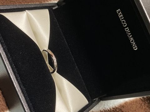 【エクセルコダイヤモンド(EXELCO DIAMOND)の口コミ】 どんな指輪にしようか全く決まっていませんでしたが、色んな指輪を見せて…