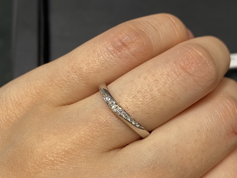 【ラザール ダイヤモンド(LAZARE DIAMOND)の口コミ】 ダイヤの輝きがとてと良く、身に付けた瞬間これだと思うトキメキがあり、…