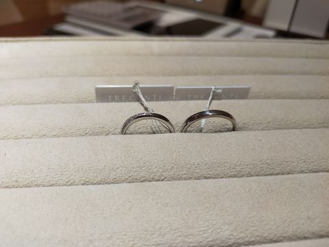 【TRECENTI(トレセンテ)の口コミ】 ダイヤモンドが斜めに入ってるデザインが好みだったのでとても綺麗なもの…