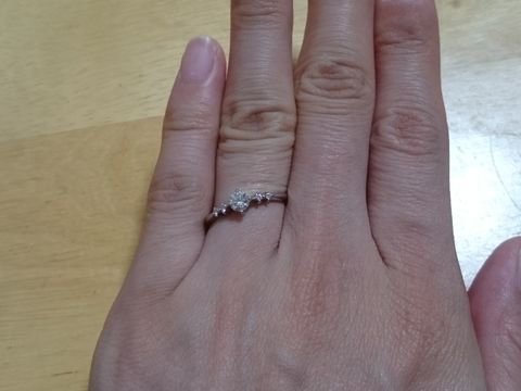 【アイプリモ(I-PRIMO)の口コミ】 指輪は彼がサプライズでこっそりと購入していたので決め手について聞いて…