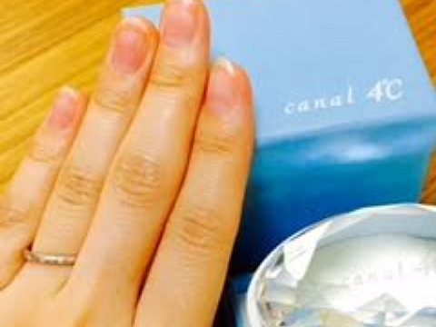 【canal4℃(カナルヨンドシー)の口コミ】 女性用のみですが、石が等間隔で５つ並んでいるデザインが気に入って購入…