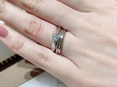 【ブシュロン(BOUCHERON)の口コミ】 ファセットはブシュロンのブライダルシリーズにしか取り扱いがなく、洗練…