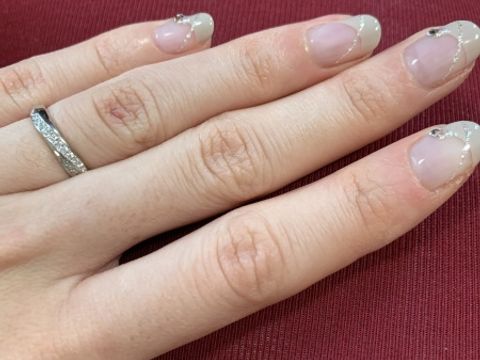 【ヴァンドーム青山(VENDOME AOYAMA)の口コミ】 私が購入した婚約指輪が2020年のイヤーモデルだった為、それに合うものを…