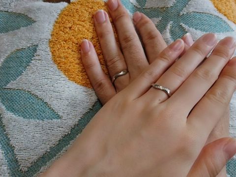【STAR JEWELRY(スタージュエリー)の口コミ】 婚約指輪と重ね付けしたかったので同じブランドにしました。婚約指輪がウ…