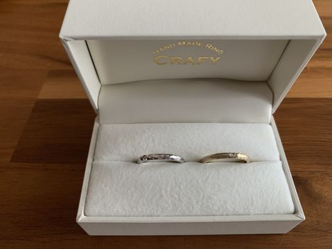 【CRAFY(クラフィ)の口コミ】 手作りなので、デザインは自由です。私たちは、お互いのこれがいいな、を…