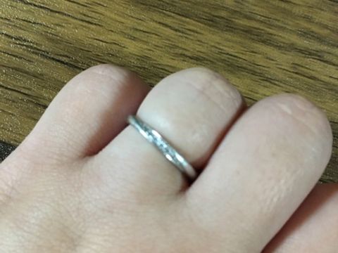 【銀座ダイヤモンドシライシの口コミ】 結婚指輪のデザインは、シンプルで永く使えるものを希望していました。
こ…
