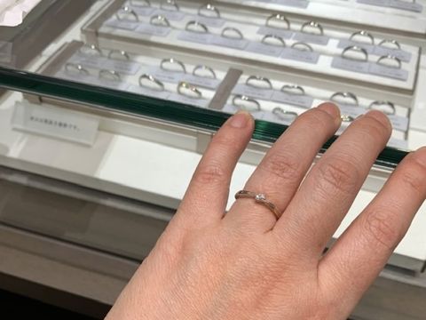 【アイプリモ(I-PRIMO)の口コミ】 可愛らしくてシンプルなデザインが多く選びやすかったです。基本的にはプ…