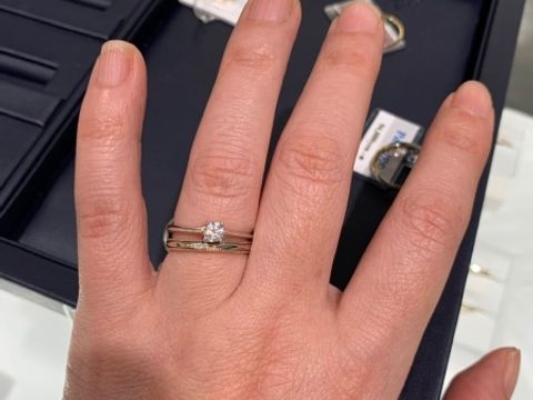 【VEIL(ヴェール)の口コミ】 色々なブランド、色々なデザイン、があり、価格帯も様々なので、予算にあ…