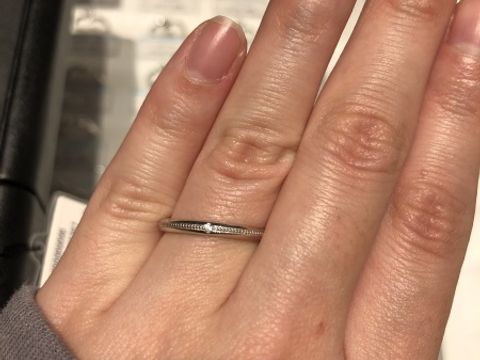 【銀座ダイヤモンドシライシの口コミ】 別店舗でみたミレ打ちが気に入り銀座ダイアモンドシライシでも着用してみ…