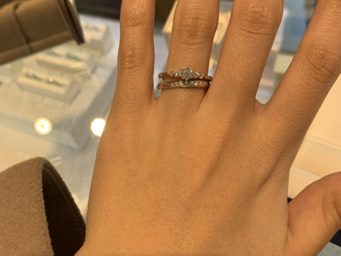 【ヴァンドーム青山(VENDOME AOYAMA)の口コミ】 シンプルなデザインで重ねづけしても可愛いところに惹かれました。シンプ…