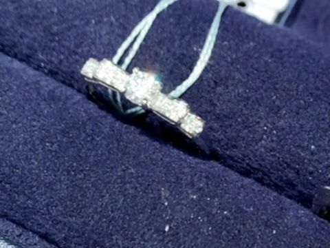 【BIJOUPIKO(ビジュピコ)の口コミ】 リボン型の指輪を探していました。ブランドは違うものの似ているデザイン…