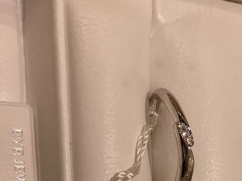 【EYE JEWELRY UMAKI(アイジュエリー ウマキ)の口コミ】 毎日身に付けるものなので、派手すぎずシンプルめな指輪を探していました…