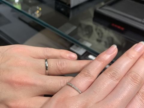 【エクセルコダイヤモンド(EXELCO DIAMOND)の口コミ】 どんな指輪にしたいか、決められずにいましたが、いろいろなブランドで、…