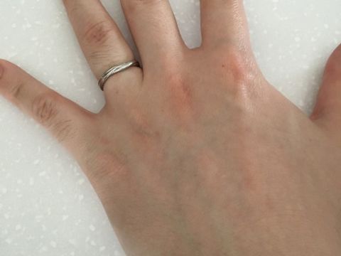 【銀座ダイヤモンドシライシの口コミ】 指輪のデザインが豊富で、値段もピンからキリまであるので、選びやすいで…