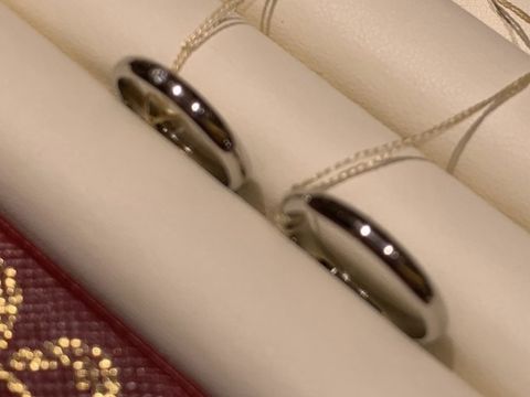 【カルティエ(Cartier)の口コミ】 男性用の指輪はシンプルで長年愛用しやすいイメージでした。今回ストレー…