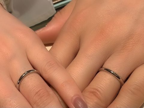 【ブルガリ(BVLGARI)の口コミ】 フェディの指輪は、シンプルながらダイヤの輝きが特に目立つタイプの指輪…