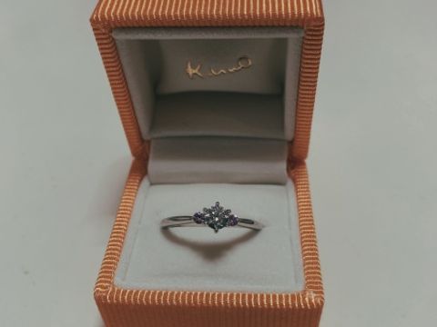 【ケイウノ ブライダル(K.UNO BRIDAL)の口コミ】 永久無料で保証されているのが魅力でデザインが可愛いので選びました。
ま…