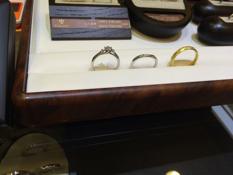 【COLANY(コラニー)の口コミ】 すっと指に馴染む指輪です。いろんなデザインがたくさんあり、とっても悩…