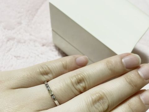 【LUCIE(ルシエ)の口コミ】 指がふっくらしているので細身の指輪を探していました。本当はシンプルな…