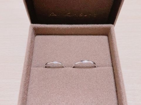 【Ankhore(アンクオーレ)の口コミ】 ダイヤが派手すぎないもので、でも一粒ではシンプル過ぎるなと思っていた…