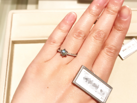 【ギンザタナカブライダル(GINZA TANAKA BRIDAL)の口コミ】 大き目のカラットと、しっかりした地金でとても質の良い指輪でした。
着用…