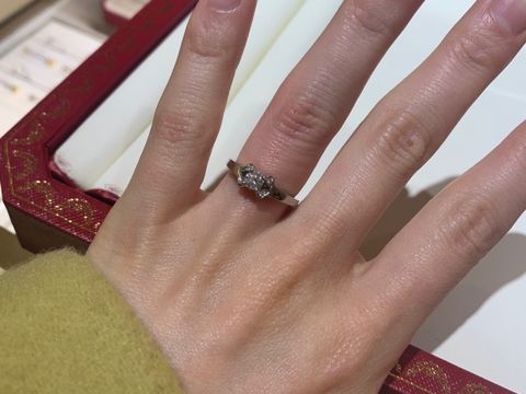 【カルティエ(Cartier)の口コミ】 カルティエの王道のデザインですので、分かる人は直ぐにカルティエと分か…