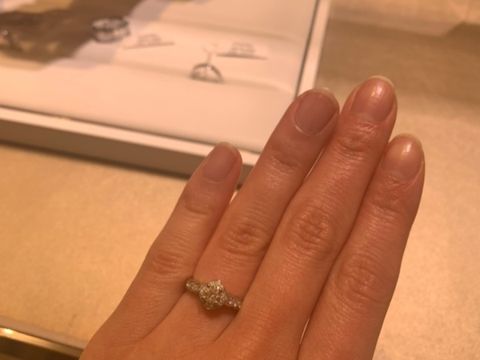 【シャネル(CHANEL)の口コミ】 シャネル好きには堪らないデザインだと思います。
とっても可愛かったです…