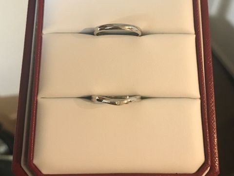 【カルティエ(Cartier)の口コミ】 妻はバレリーナカーブのデザインを探していたのに対し、私はシンプルにス…