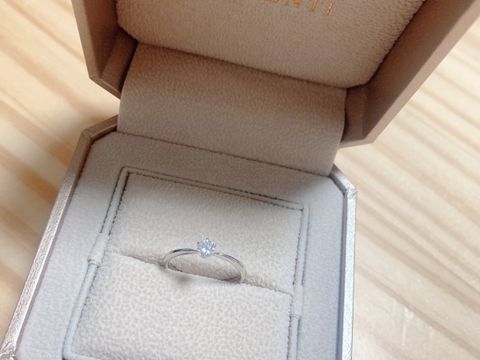 【TRECENTI(トレセンテ)の口コミ】 婚約指輪をもらっておらず、
結婚指輪をトレセンテで購入してとてもよかっ…