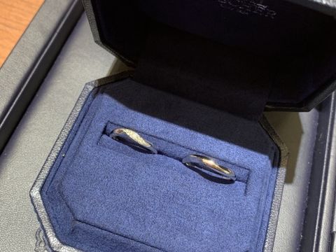 【ROYAL ASSCHER(ロイヤル・アッシャー)の口コミ】 いろんな店舗を見て回りましたが、1番デザインが気に入ったため。
お揃い…