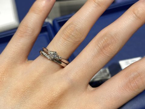 【銀座ダイヤモンドシライシの口コミ】 デザインが豊富です。セットリングの種類も多く、両方検討している方には…