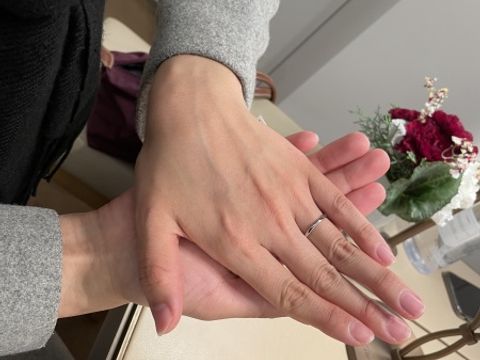 【カルティエ(Cartier)の口コミ】 シンプルなデザインなので、仕事でも着けることができます。色味もちょう…