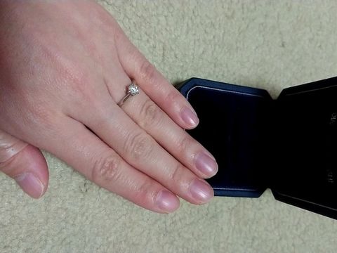 【銀座ダイヤモンドシライシの口コミ】 ダイヤの品質も高く、ダイヤモンド専門店なだけあるなと感じました。また…