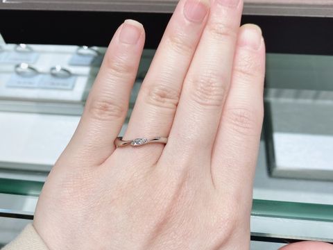 【アイプリモ(I-PRIMO)の口コミ】 婚約指輪のように、ダイヤモンドがピカピカと輝きます！！その輝きに心を…